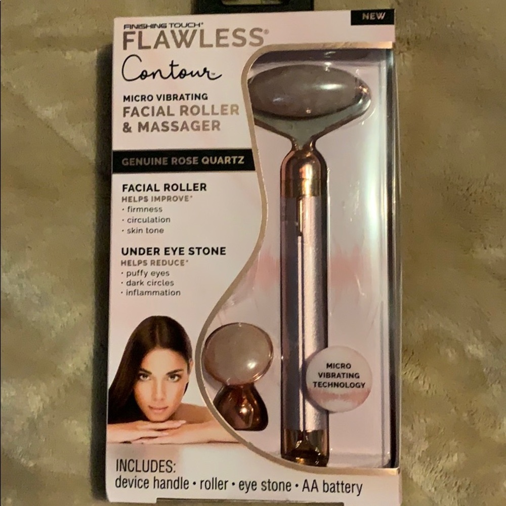 Finishing Touch Flawless facial roller/massager